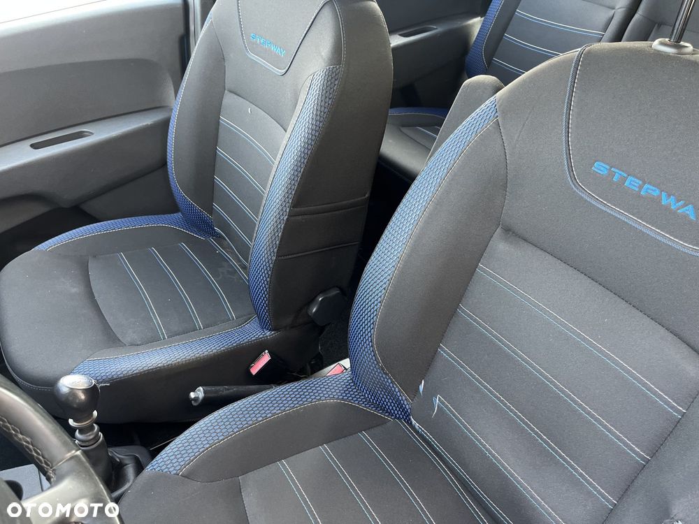 Dacia Lodgy 1.5 Blue dCi SL Celebration S&S EU6d - 12