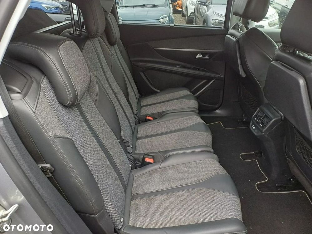 Peugeot 5008 1.2 PureTech Allure S&S - 13