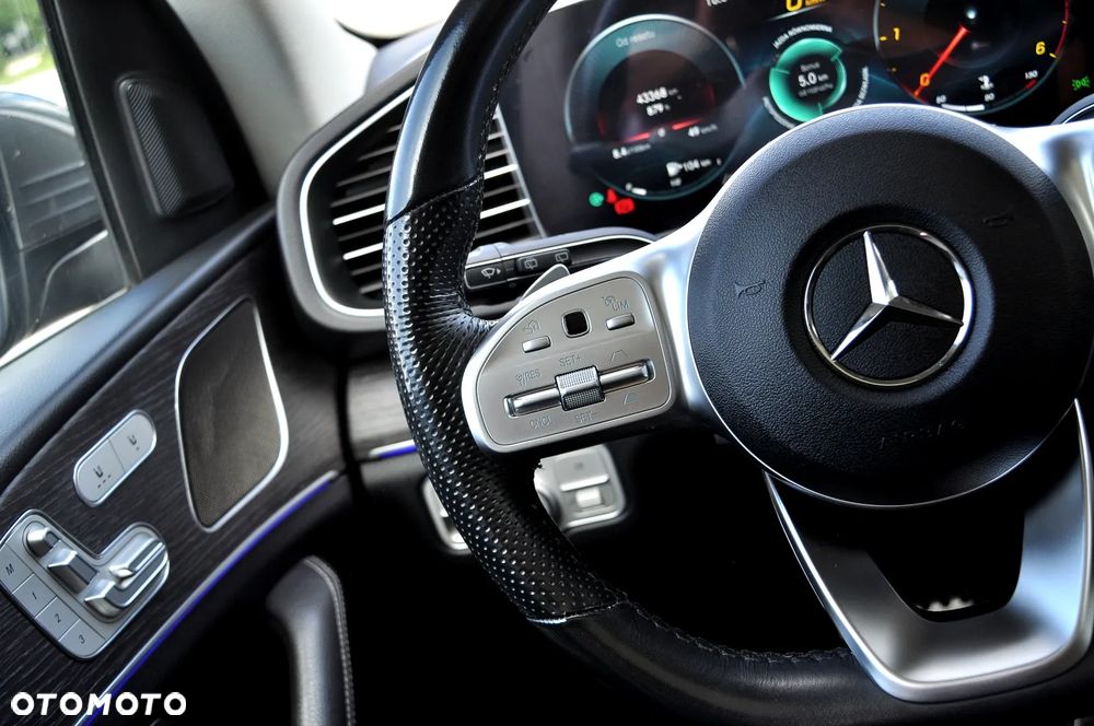Mercedes-Benz GLE 300 d 4Matic 9G-TRONIC AMG Line - 24