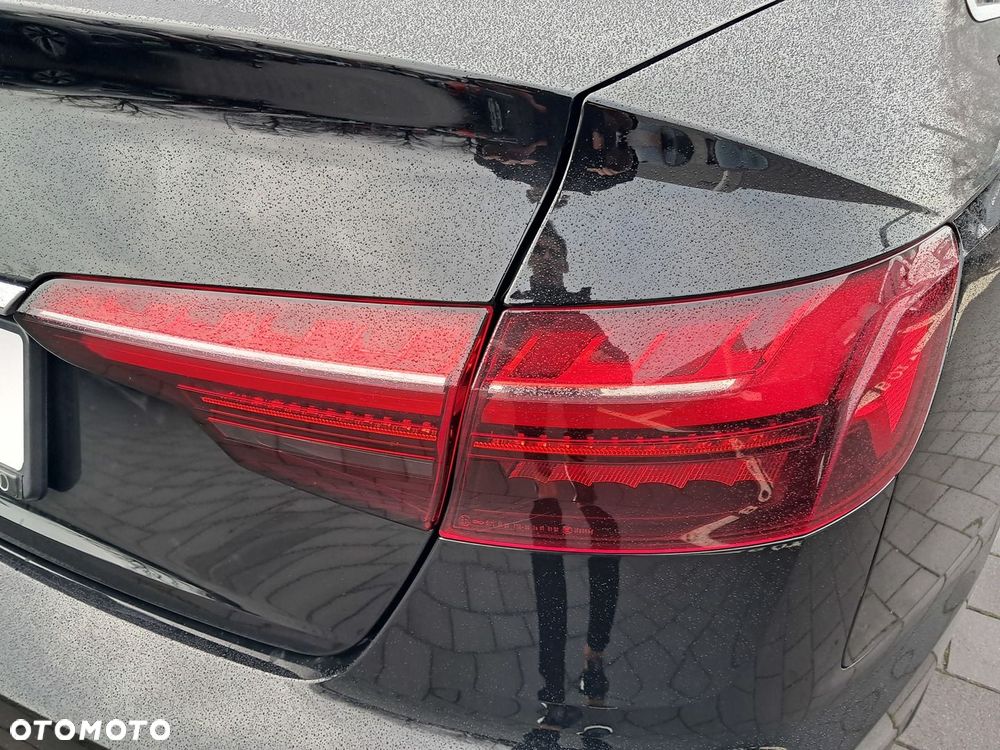 Audi A4 Limousine - 8