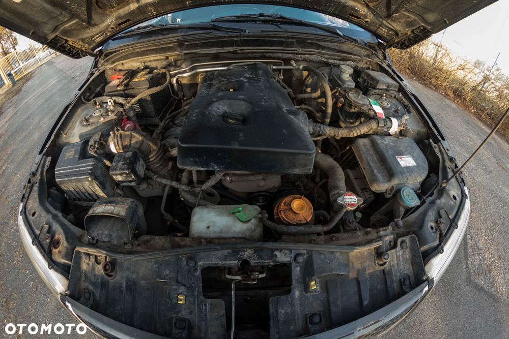 Suzuki Grand Vitara 2.0 - 15