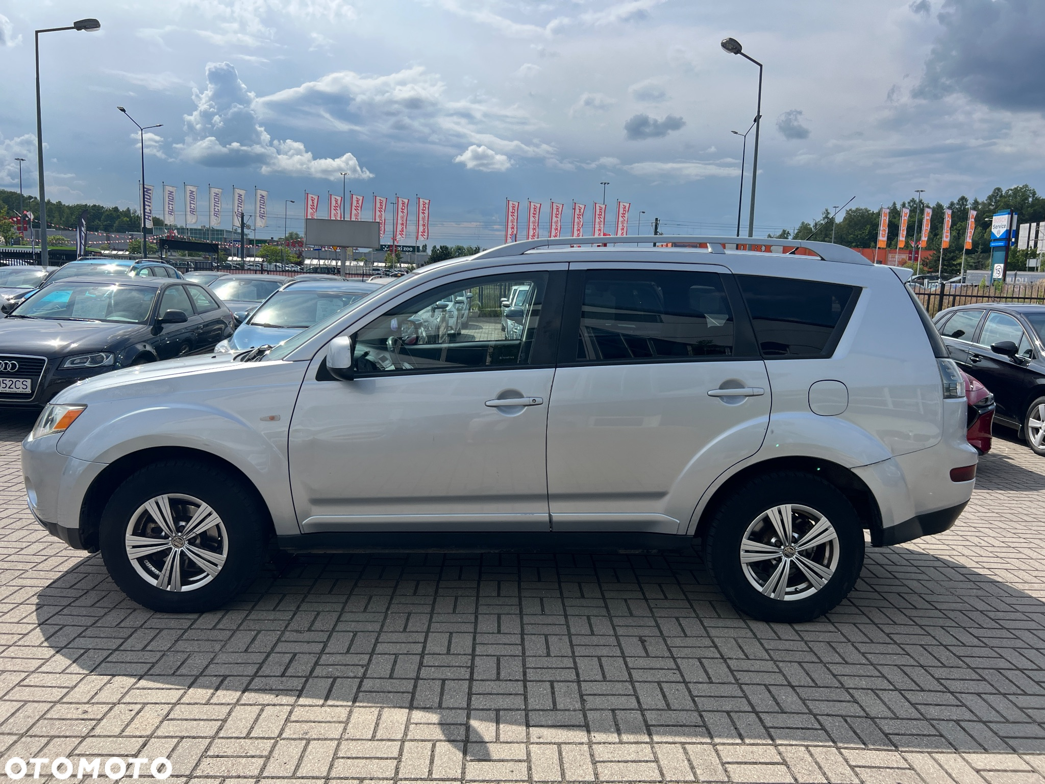 Mitsubishi Outlander 2.0 DI-D 4WD Instyle - 10