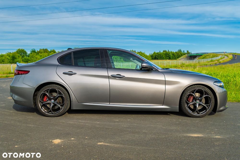 Alfa Romeo Giulia - 3