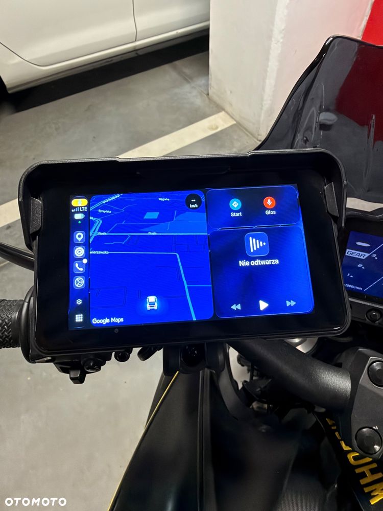 Yamaha MT - 12