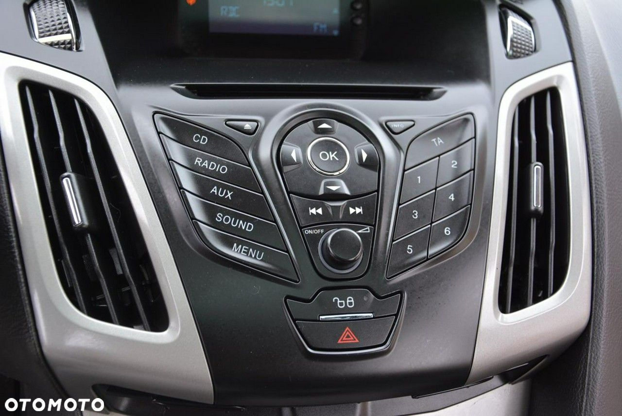 Ford Focus - 26