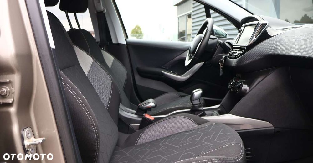 Peugeot 2008 - 17