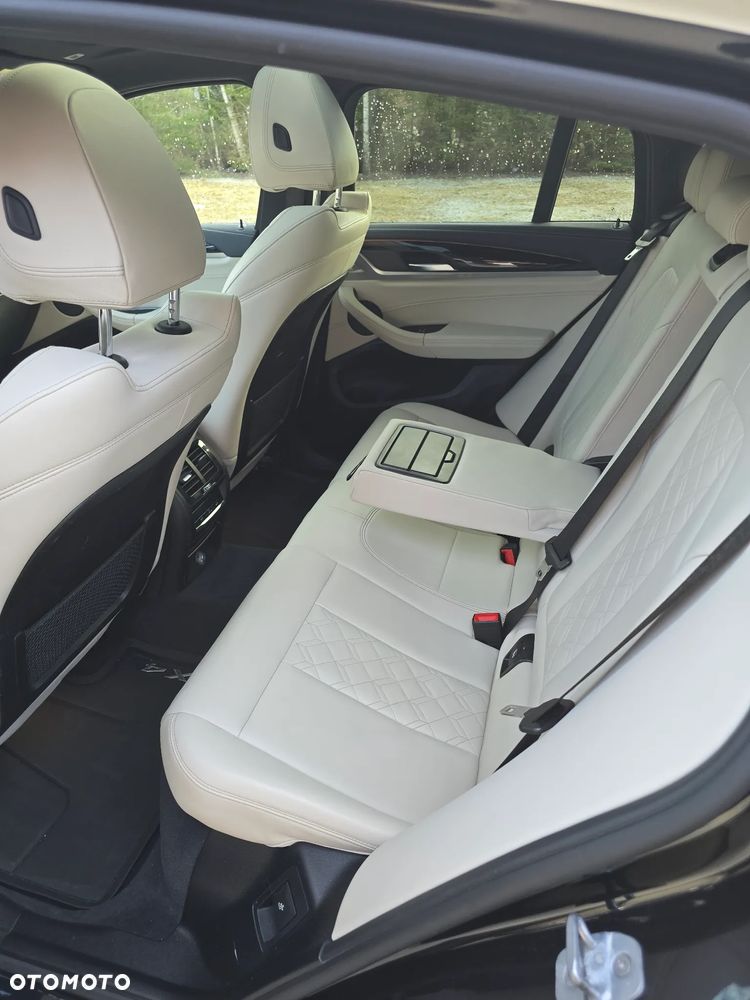 BMW X4 - 8