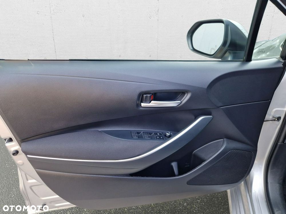 Toyota Corolla - 10