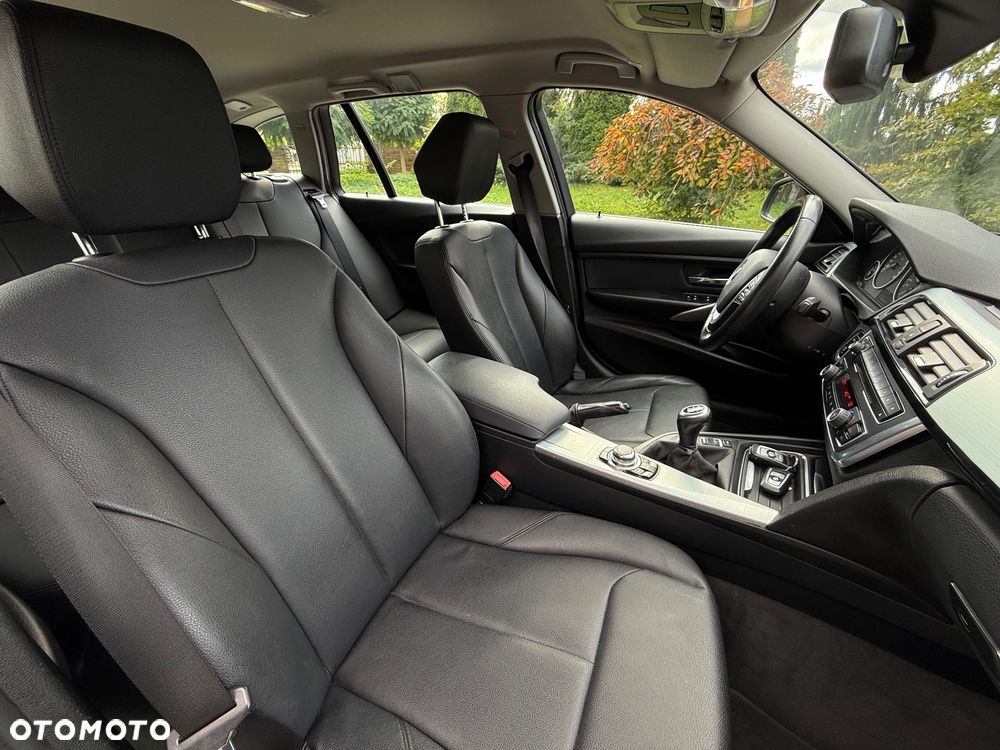 BMW Seria 3 318d Blue Performance Luxury Line - 21