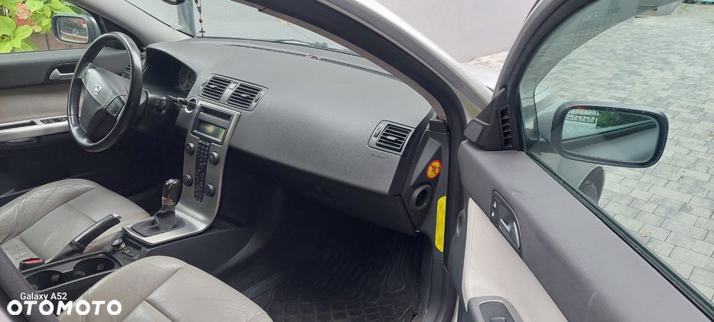 Volvo V50 - 10