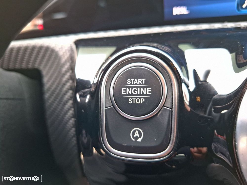 Mercedes-Benz CLA 180 d Shooting Brake AMG Line Aut. - 17