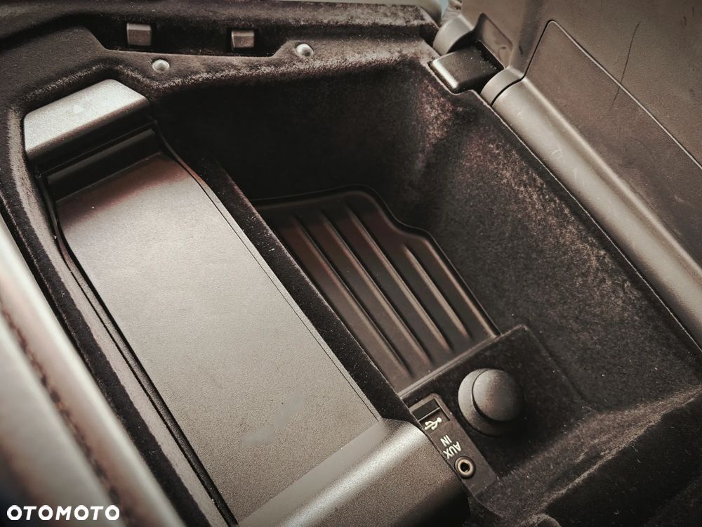 BMW Seria 5 525d - 22