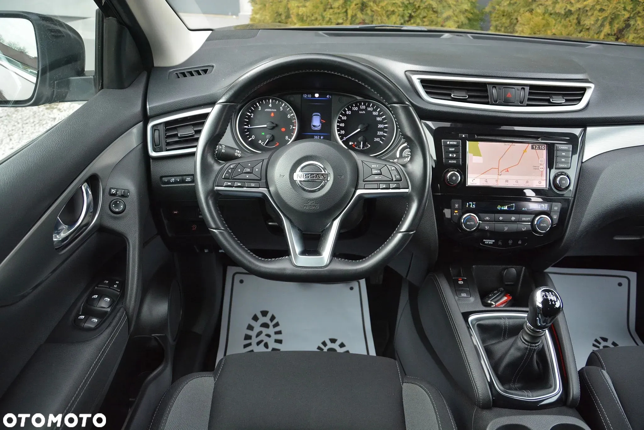 Nissan Qashqai 1.3 DIG-T N-Connecta - 17
