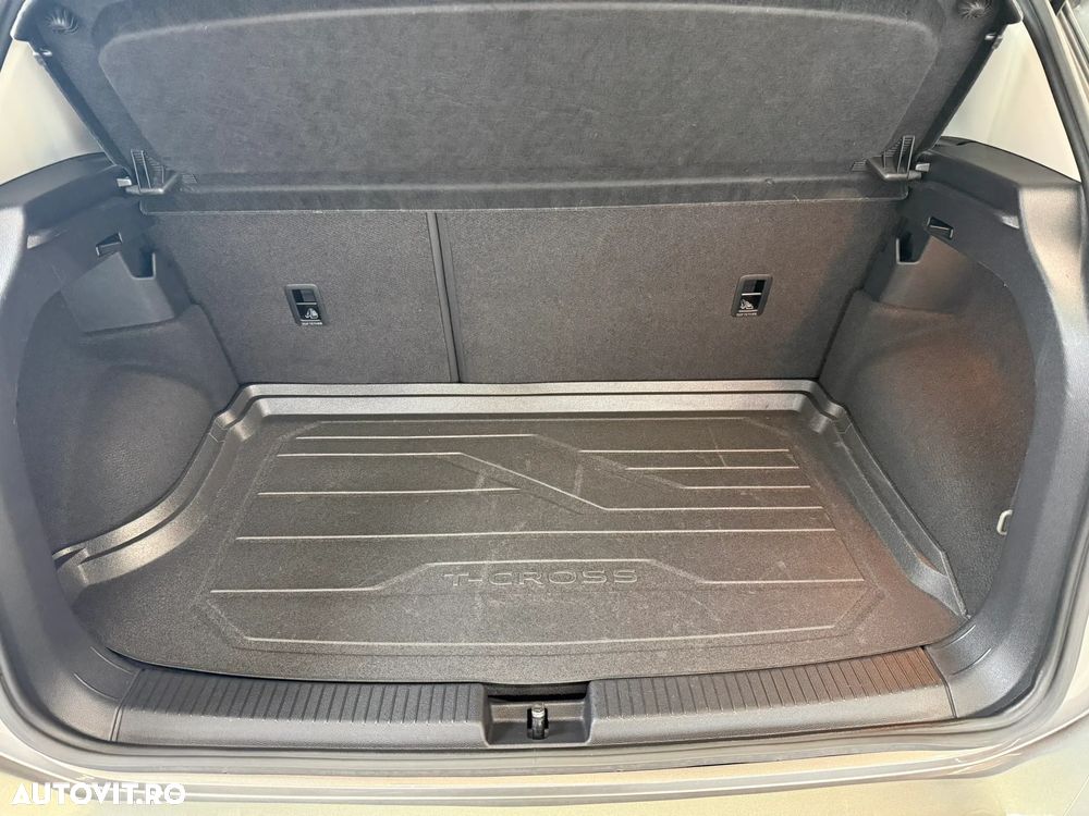 Volkswagen T-Cross 1.0 TSI OPF DSG Style - 28