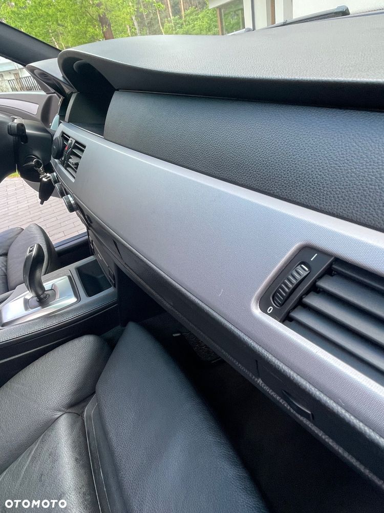 BMW Seria 5 530d xDrive Edition Sport - 24