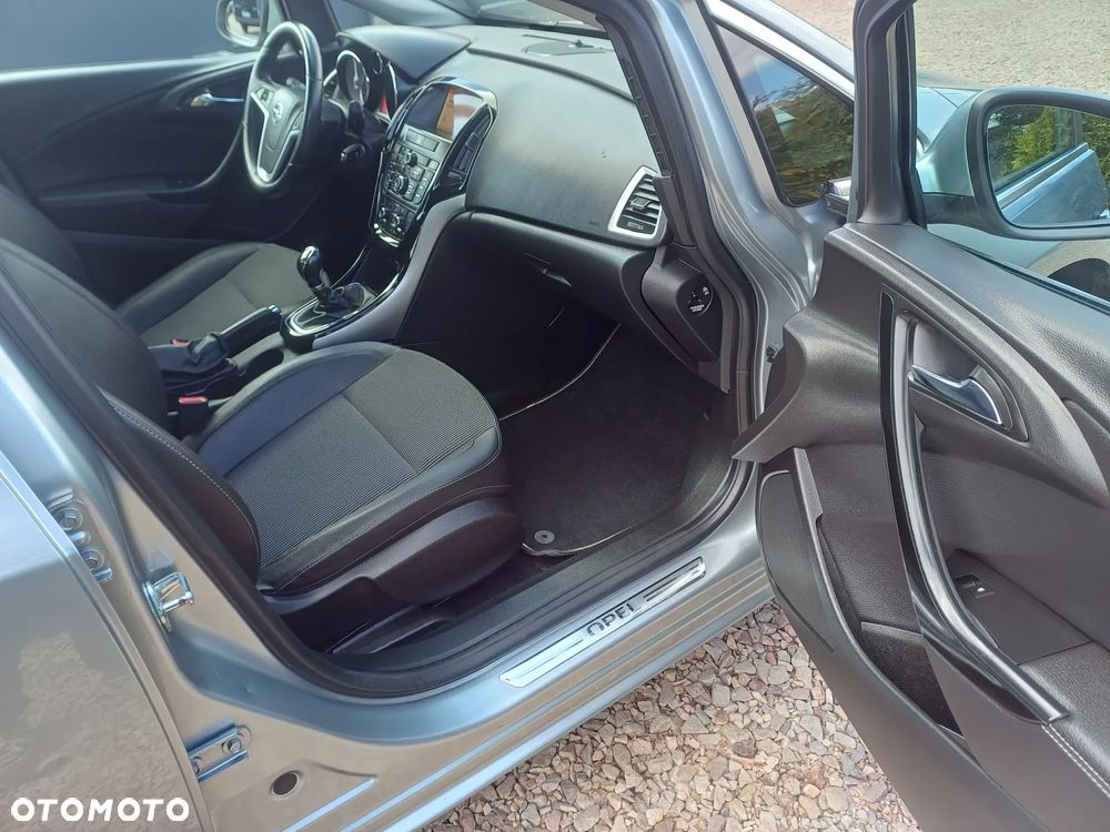 Opel Astra 1.4 Turbo Cosmo - 10