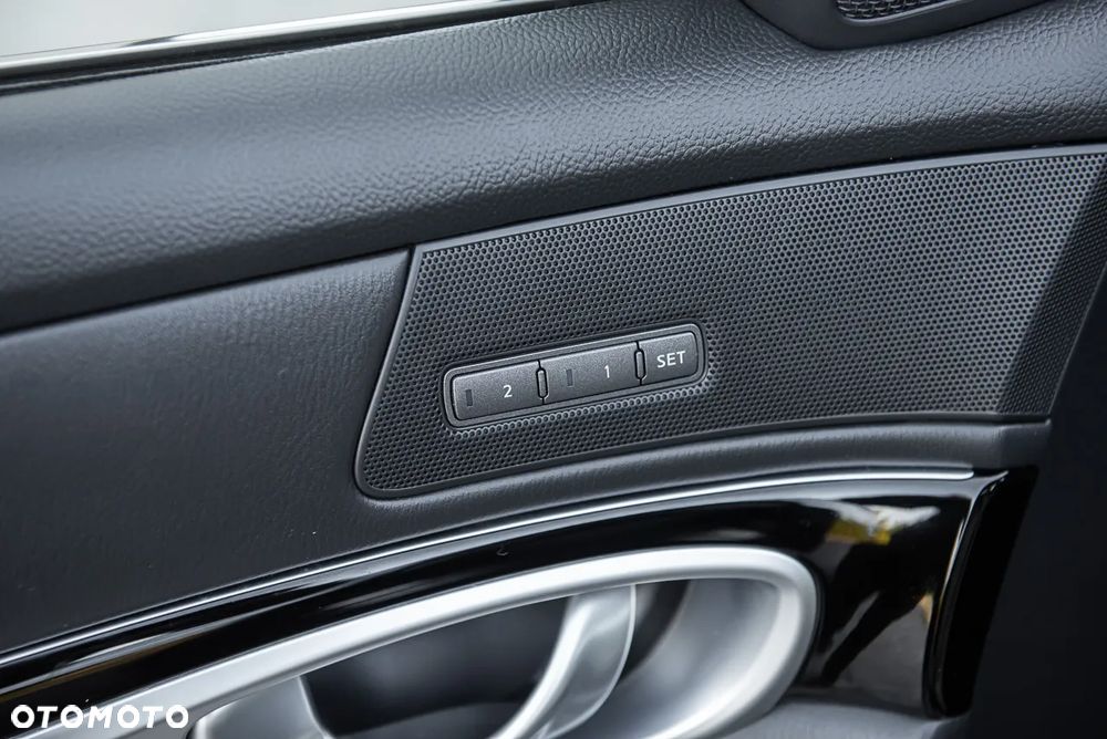 Infiniti M M37 S - 17