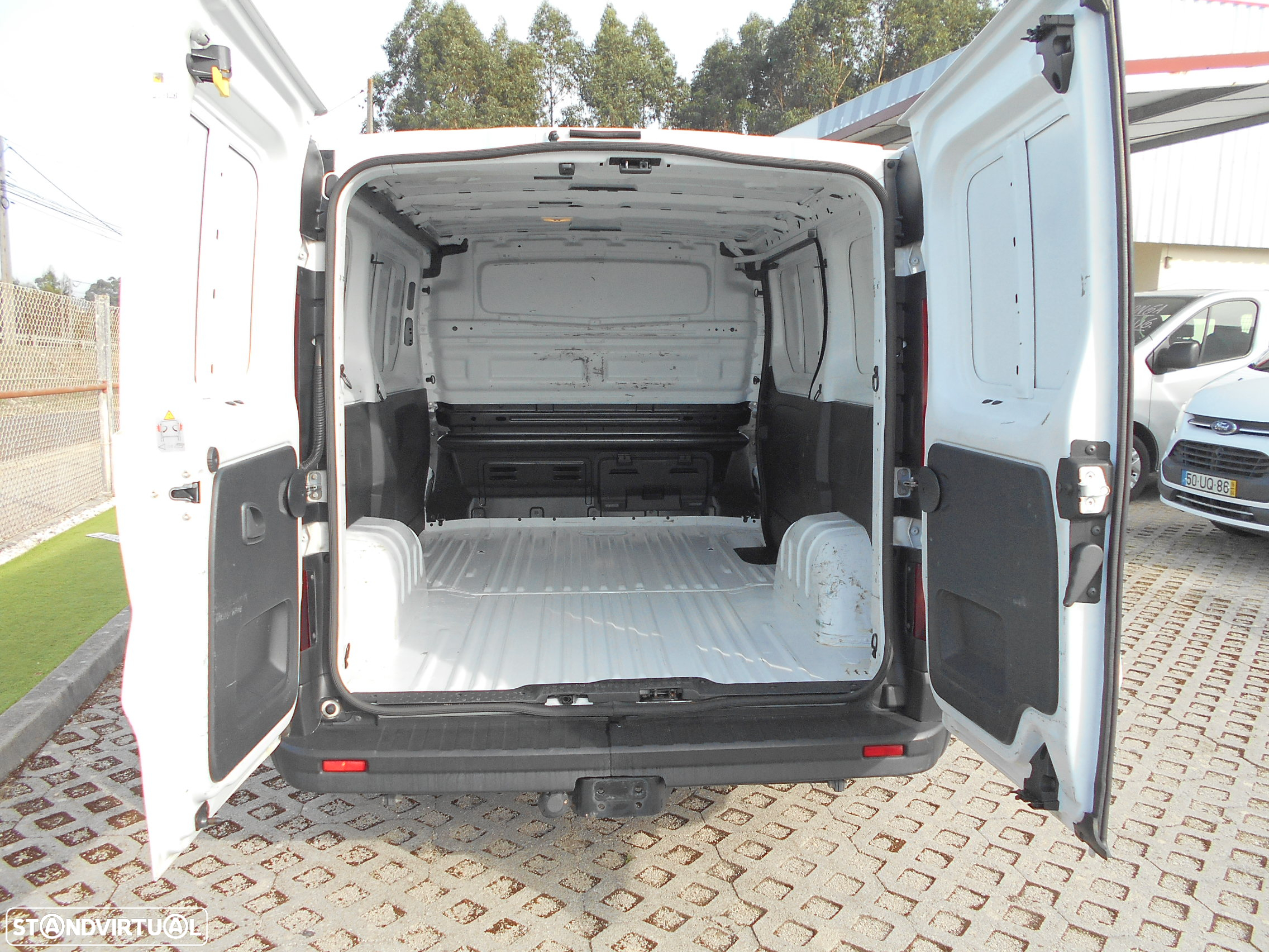 Renault TRAFIC DCI 125CV Energy - 7
