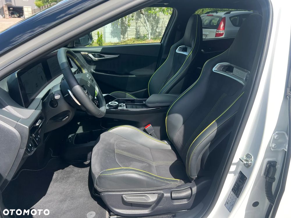 Kia EV6 77.4kWh GT AWD - 12