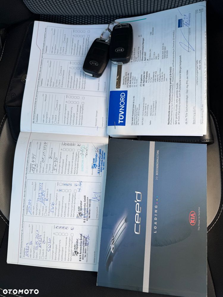 Kia Ceed 1.6 CRDi 128 ISG Platinum Edition - 40