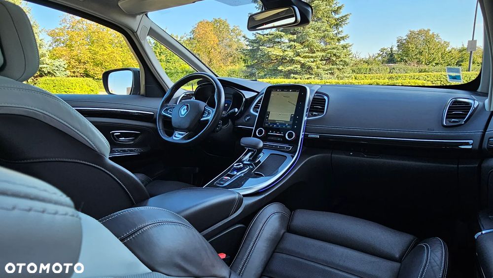 Renault Espace 1.6 dCi Energy Initiale Paris EDC - 17