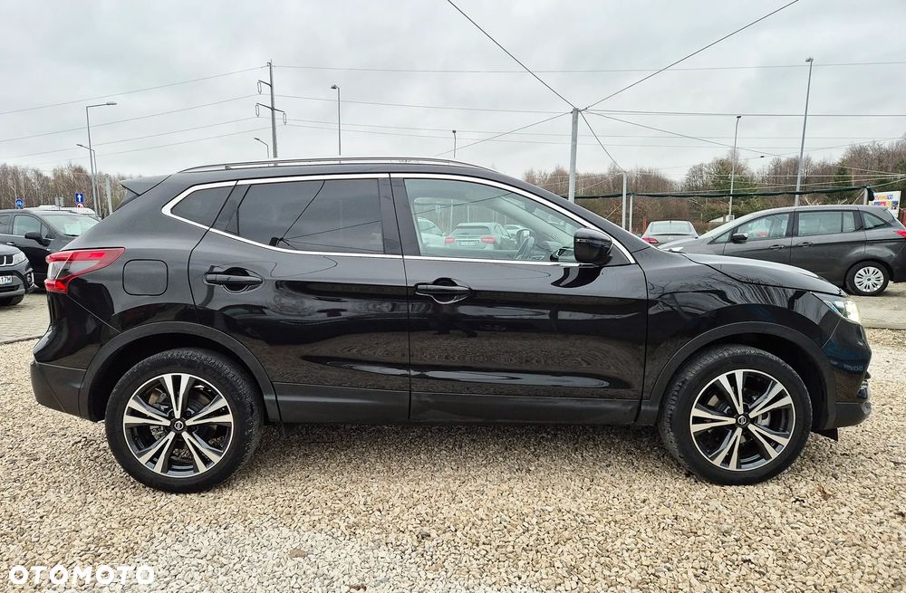 Nissan Qashqai 1.3 DIG-T N-WAY - 9