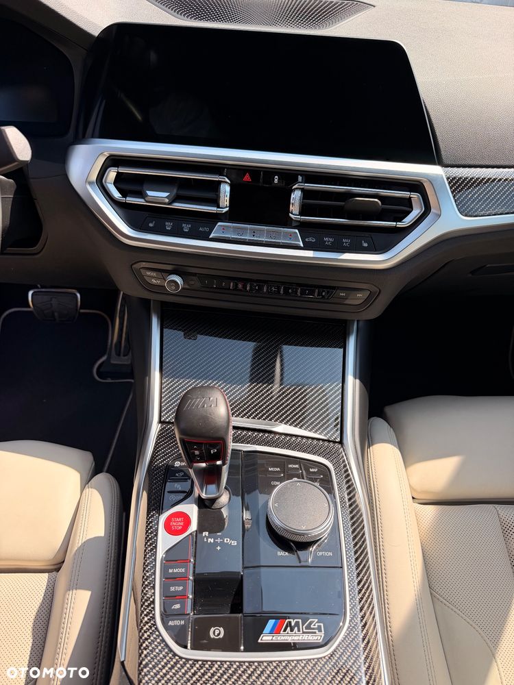 BMW M4 Competition M xDrive sport - 21