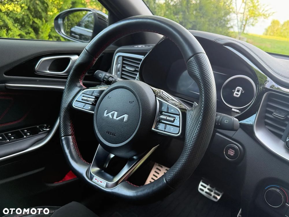 Kia ProCeed - 10