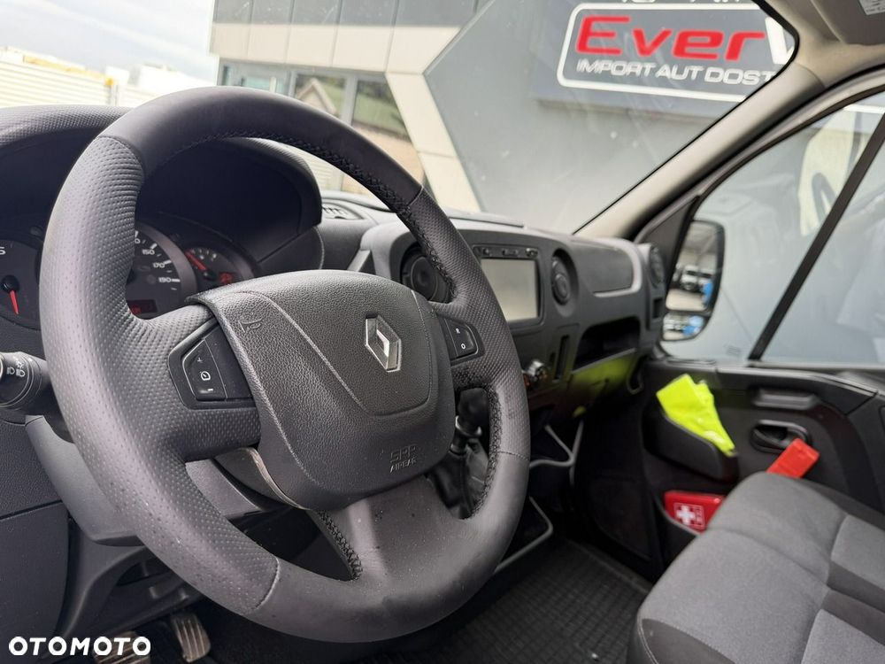 Renault Master - 10