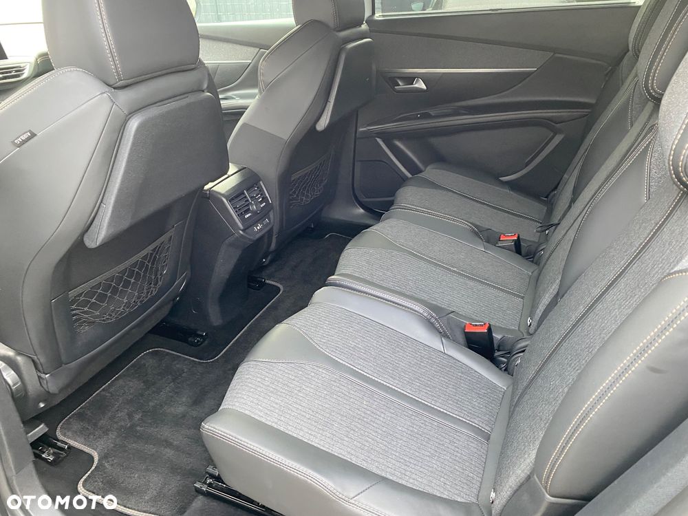 Peugeot 5008 - 15