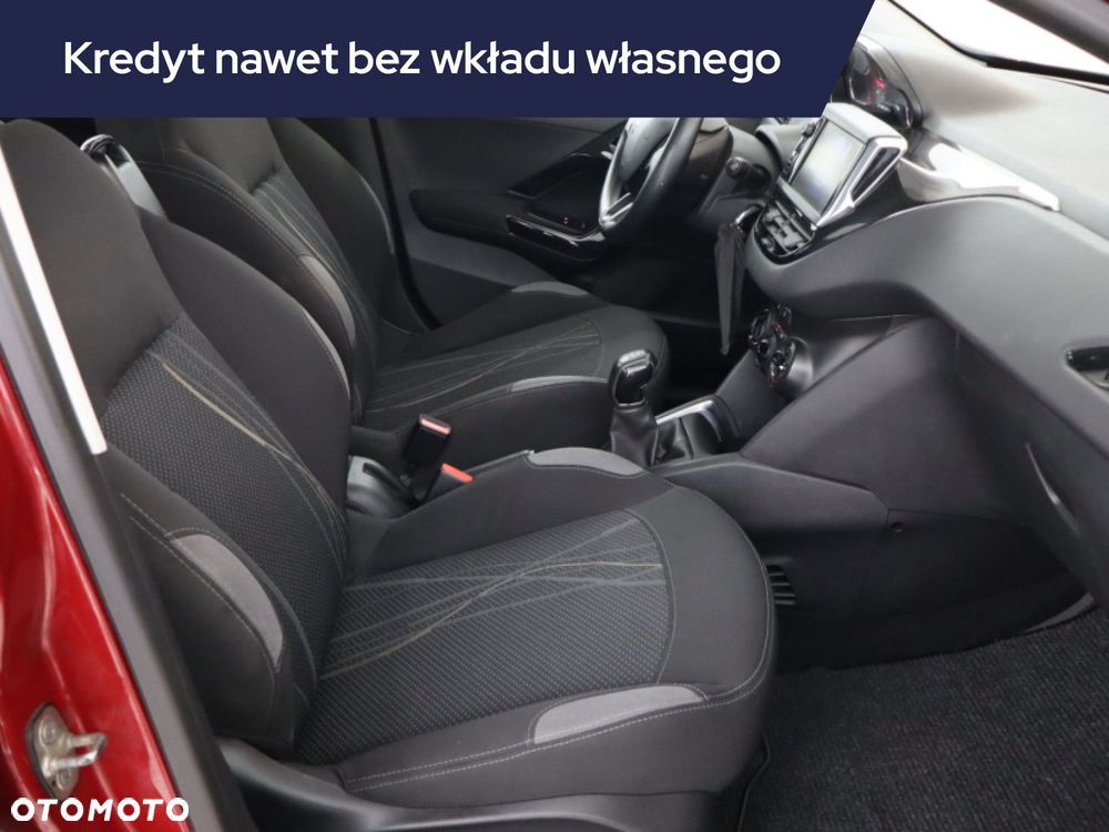 Peugeot 208 - 11