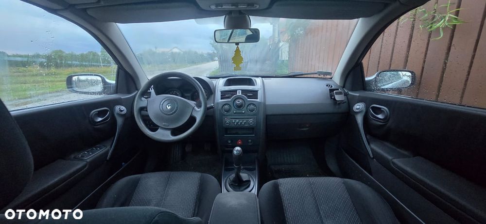 Renault Megane - 10