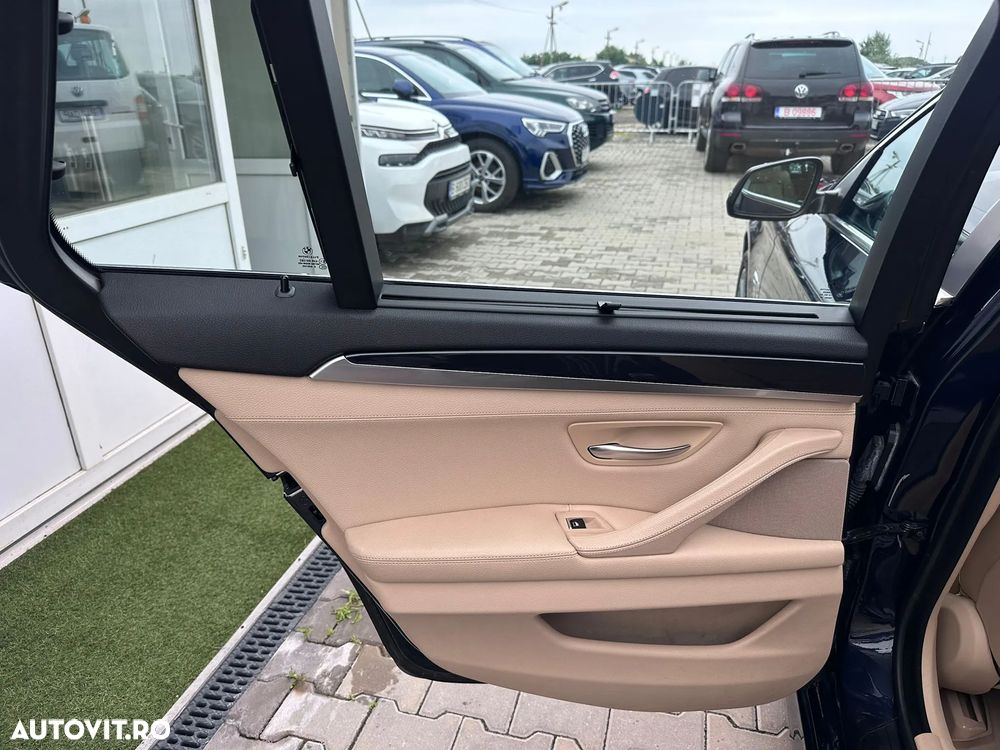 BMW Seria 5 525d xDrive Aut. Luxury Line - 20