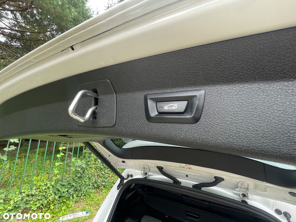 BMW Seria 2 218d M Sport - 10