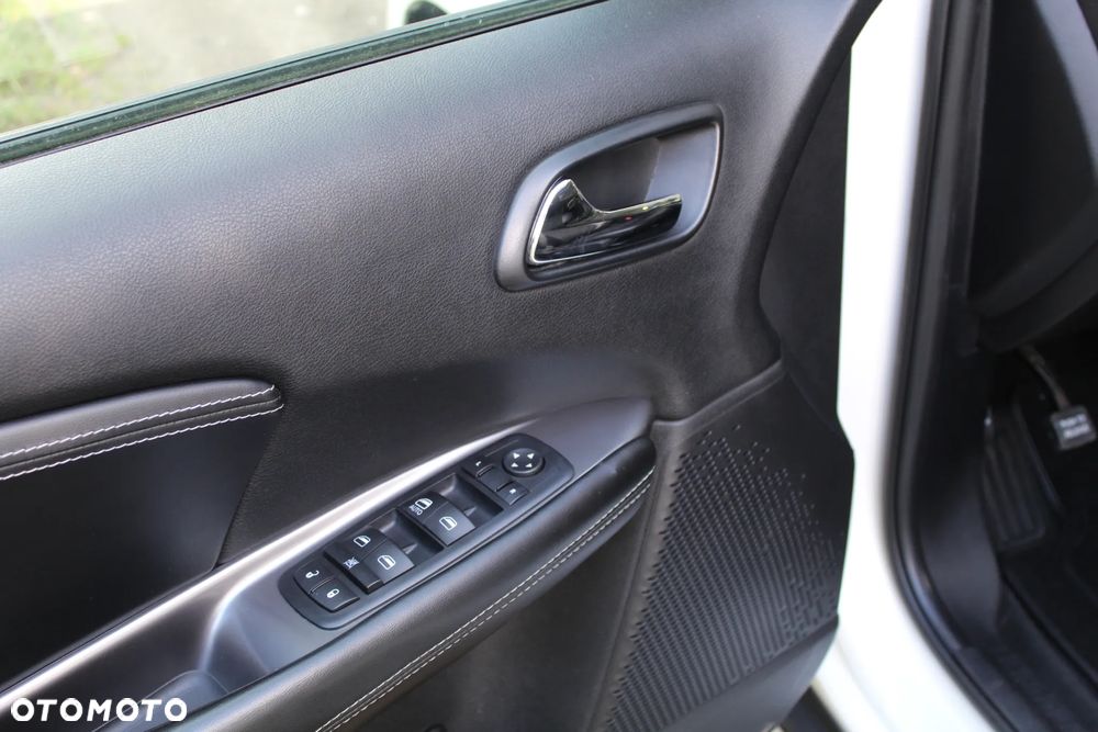 Dodge Journey - 10