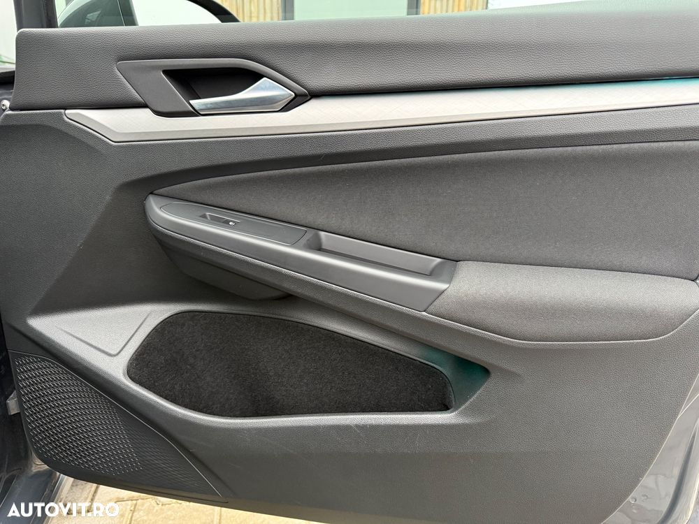 Volkswagen Golf - 16