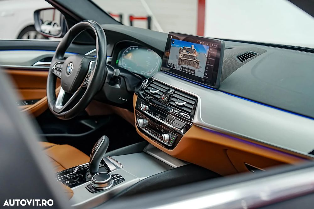 BMW Seria 5 518d AT - 24