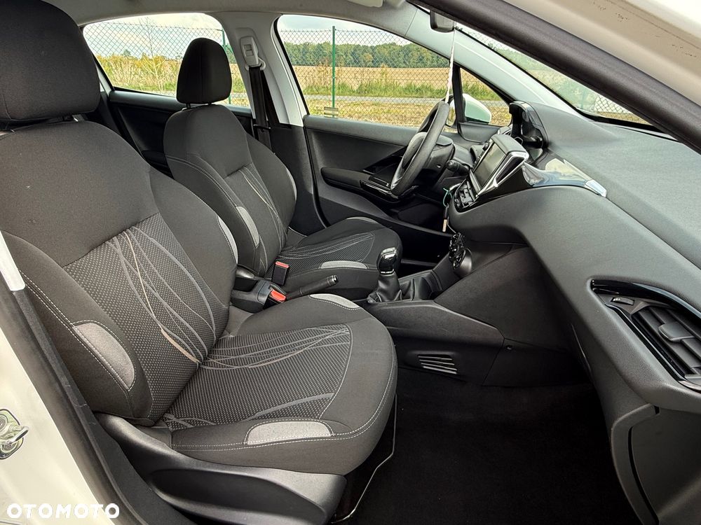 Peugeot 208 1.4 HDi Active Pack - 17