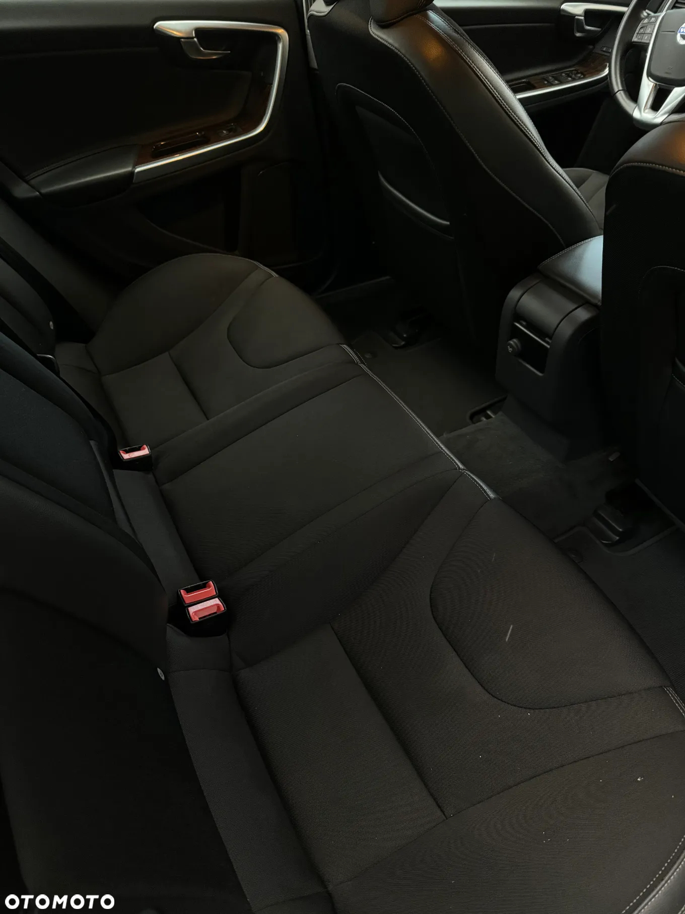 Volvo S60 D4 Drive-E Momentum - 15