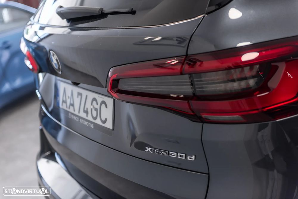 BMW X5 30 d xDrive Pack M - 8