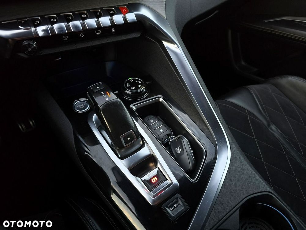 Peugeot 3008 2.0 BlueHDi GT S&S EAT8 - 33