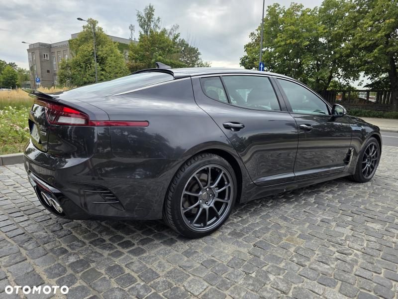 Kia Stinger 2.0 T-GDI GT Line - 33