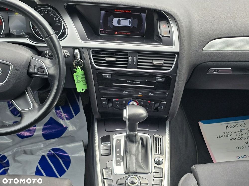 Audi A4 Avant - 22