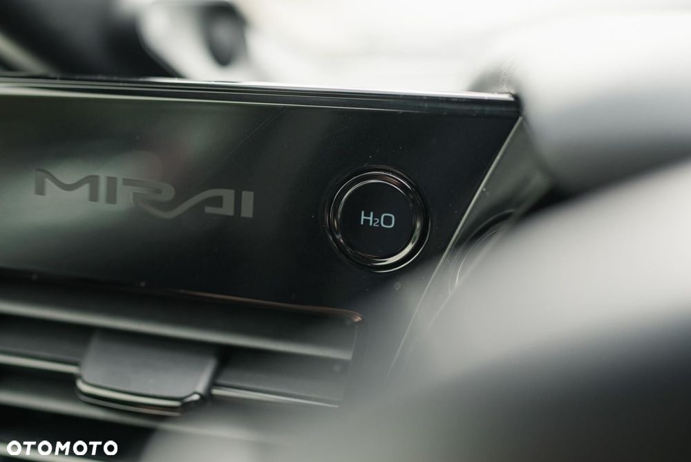 Toyota Mirai - 32