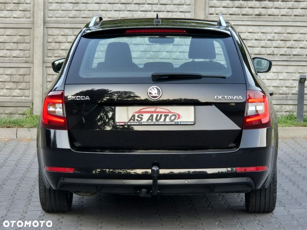 Skoda Octavia 2.0 TDI DSG Style - 29
