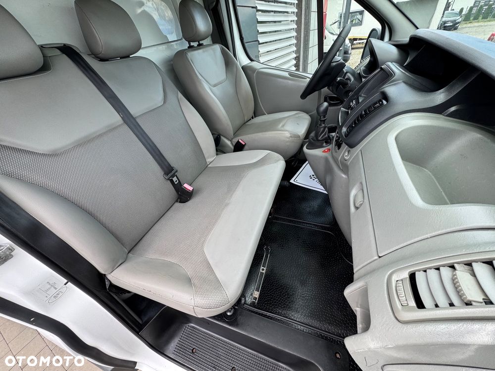 Renault Trafic - 13