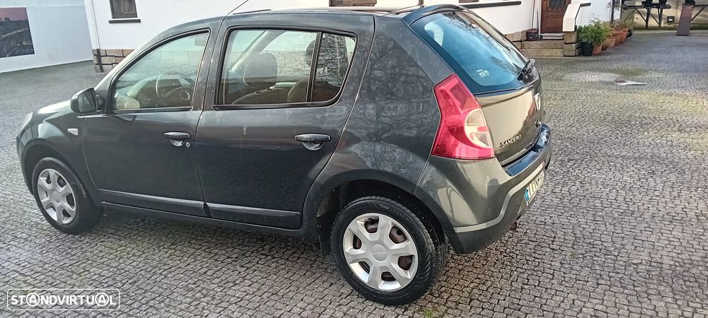 Dacia Sandero 1.2 16V Comfort - 4