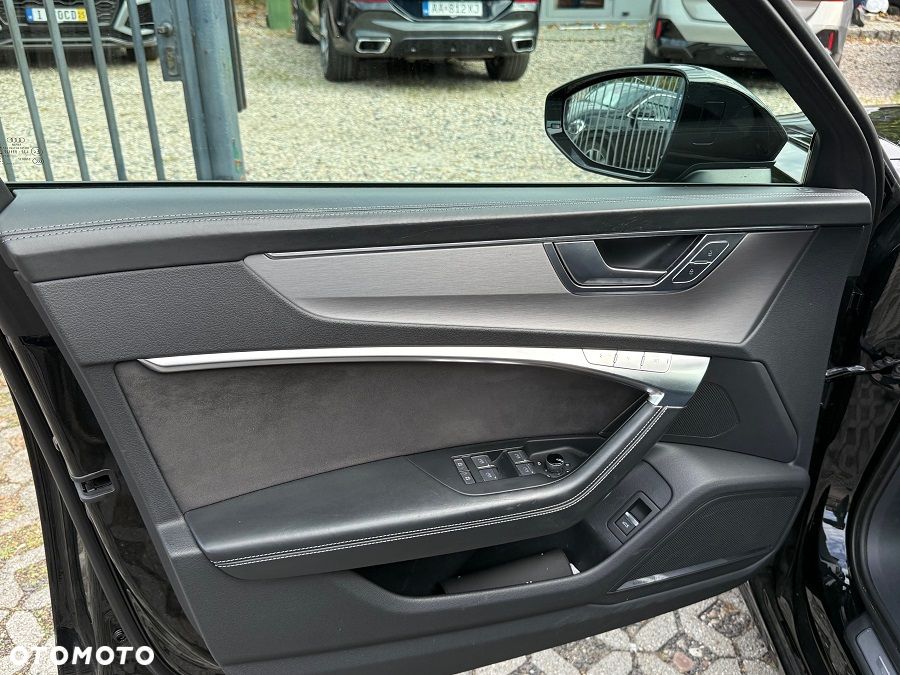 Audi A6 Avant - 14