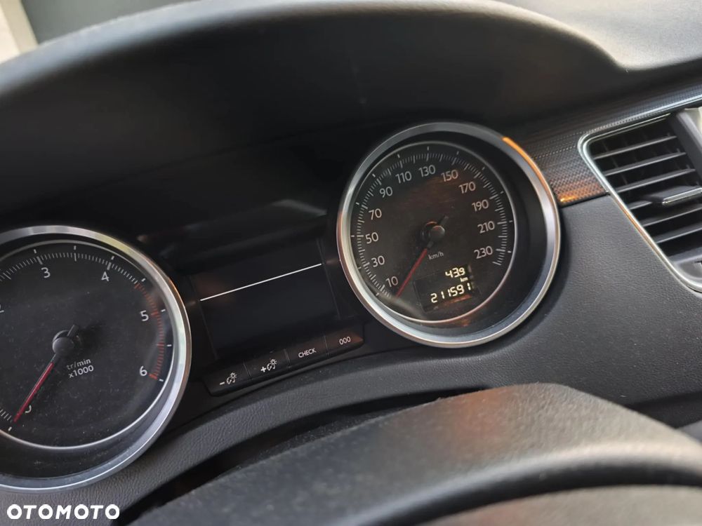 Peugeot 508 ver-2-0-bluehdi-allure-s-s - 11