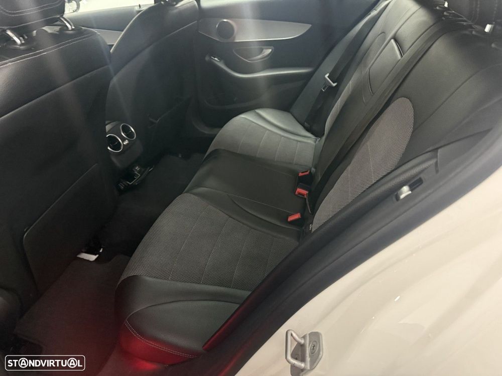 Mercedes-Benz C 220 (BlueTEC) d Station 7G-TRONIC Avantgarde — fotografia 10